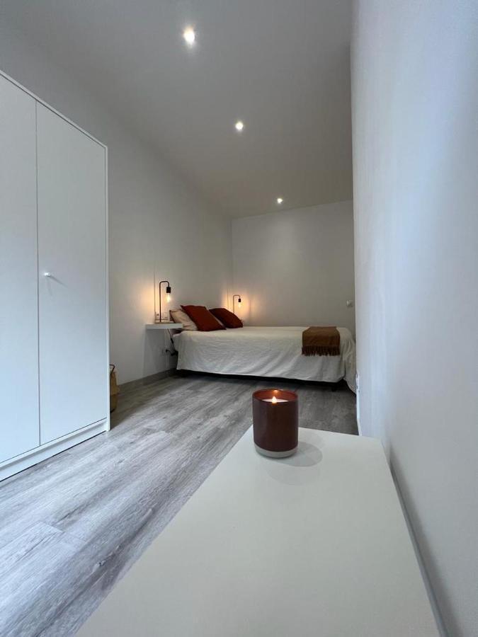 Amistat House Hotel Barcelona Ngoại thất bức ảnh